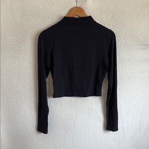 Lululemon Mockneck Long‎ Sleeve Women's Small Top Black